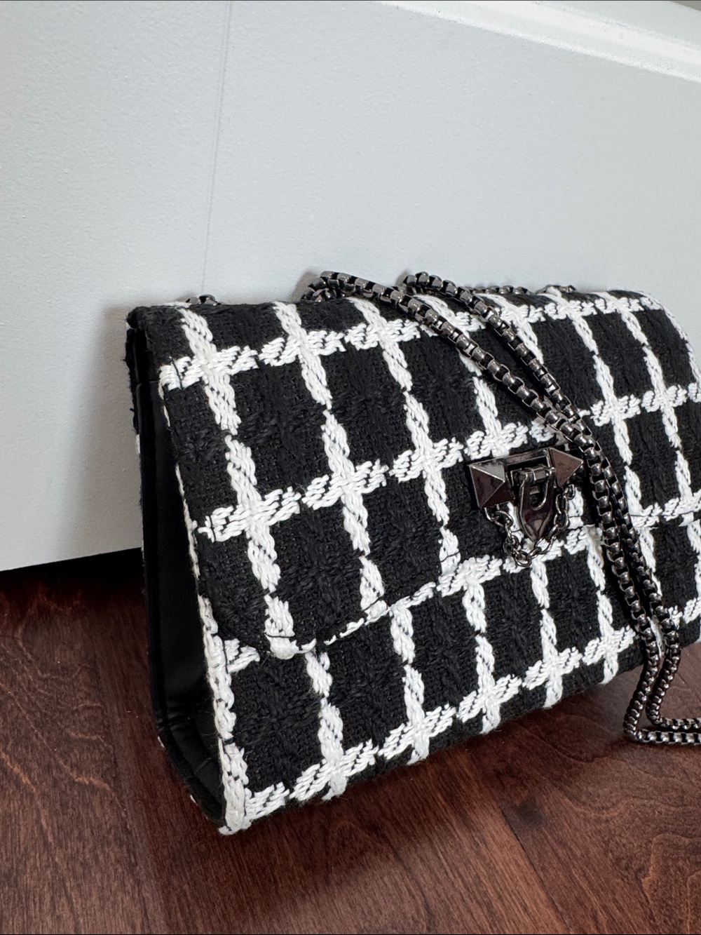 NEW Black & White Tweed & Gunmetal Chain Strap Purse Handbag Crossbody - Picture 5 of 8